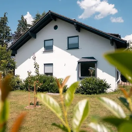 Eifel21 - Stilvolles Haus In Der Vulkaneifel