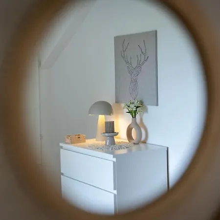 Eifel21 - Stilvolles Haus In Der Vulkaneifel Vakantiehuis Bleckhausen