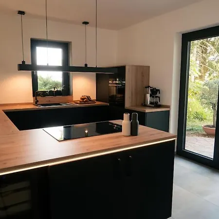 Eifel21 - Stilvolles Haus In Der Vulkaneifel Vakantiehuis *