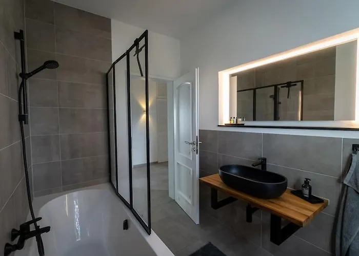 Dom wakacyjny Eifel21 - Stilvolles Haus In Der Vulkaneifel Bleckhausen