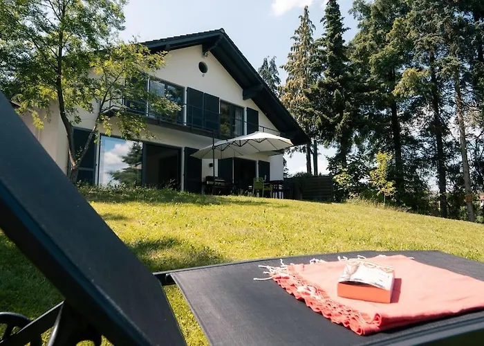 Eifel21 - Stilvolles Haus In Der Vulkaneifel Dom wakacyjny Bleckhausen